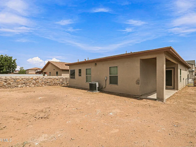 7008 Faxon Dr — Photo 47