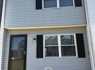 2551 Sandbury Blvd, Columbus, OH 43235