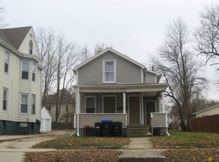 615 E Locust St, Bloomington, IL 61701