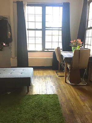 Rented by Grand & Co. | media 35