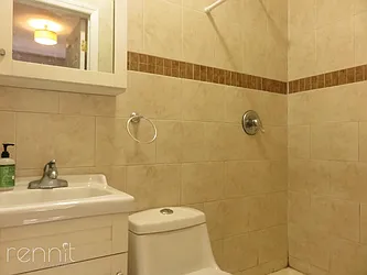 Rented by Rennit Inc.