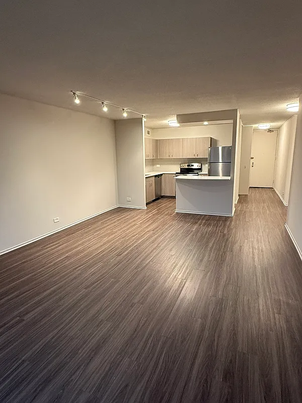 Studio, 1.0 bath, 530 sqft, $1,960 — Photo 1