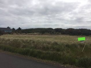 1030 Sanders Pl, Ocean Shores, WA 98569