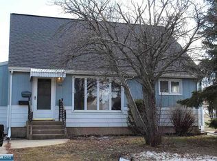 1514 Gray Dr, Hibbing, MN 55746