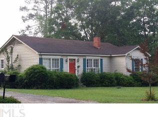 126 S 4th Ave, Mc Rae, GA 31055