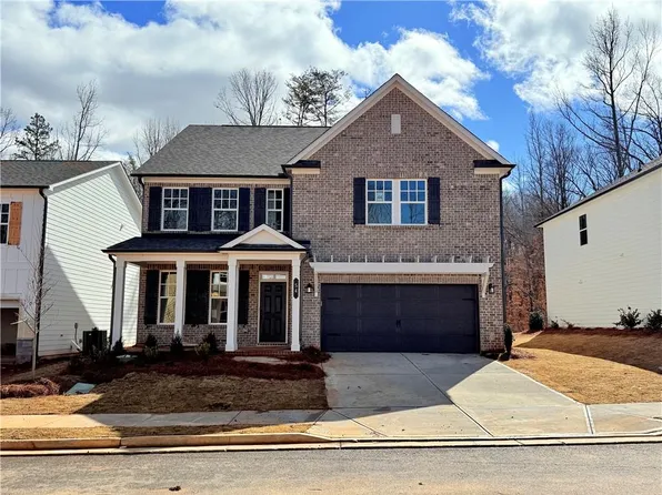 54 Mayfair St, Dawsonville, GA 30534