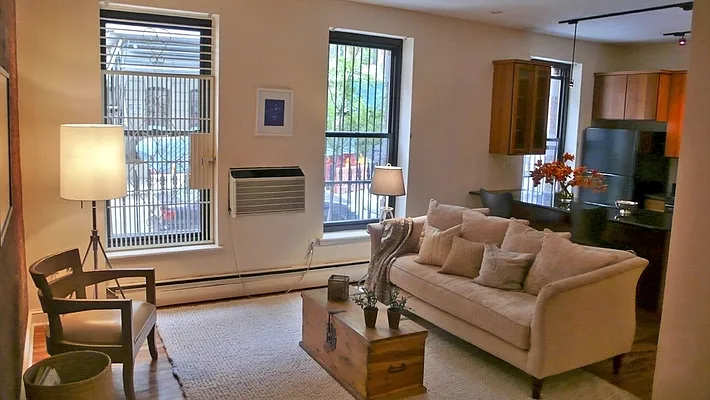 Rented by Cooper & Cooper Real Estate | media 13