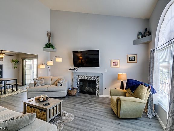 4th image of 8469 Majestic View Ave