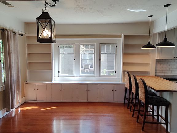 5th image of 1337 N Echo Ave