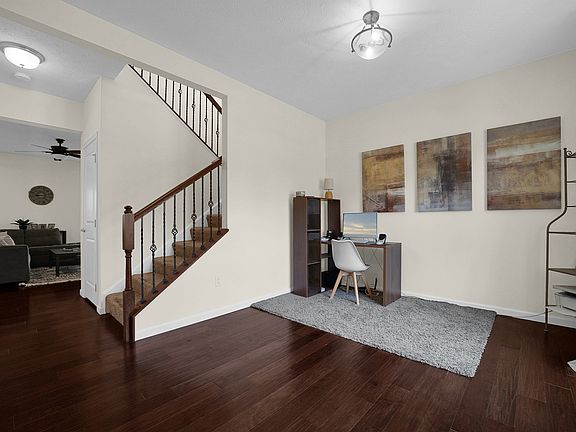 5th image of 6468 Holly Ln