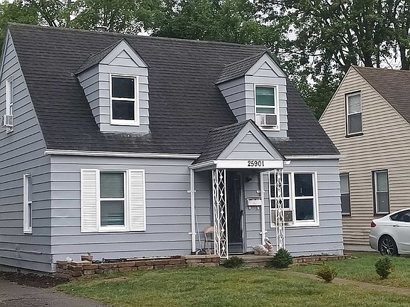 2nd image of 25901 Hanover St