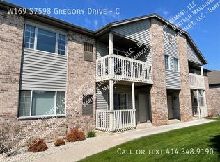 W169S7598 Gregory Dr #C, Muskego, WI 53150