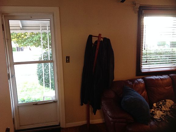 5th image of 26236 Belanger St