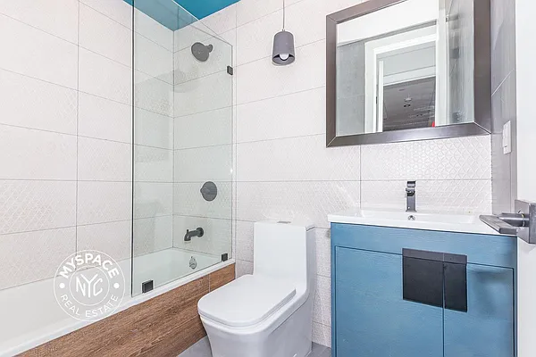 Rented by MySpaceNYC | media 18