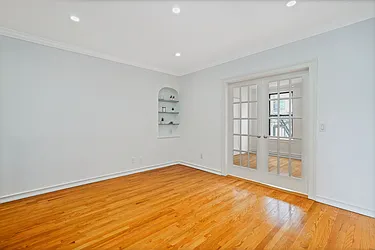 Sold by Avenue Sotheby's International Realty