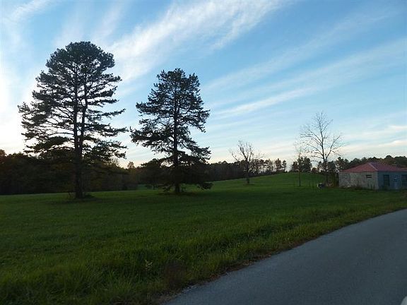2nd image of 1230 Highway 1228