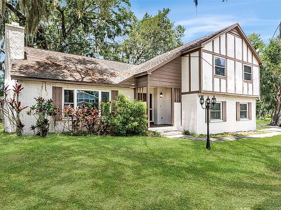 2nd image of 8020 TIERRA VERDE DRIVE
