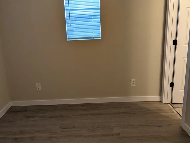 14419 Briarcrest Ln — Photo 11