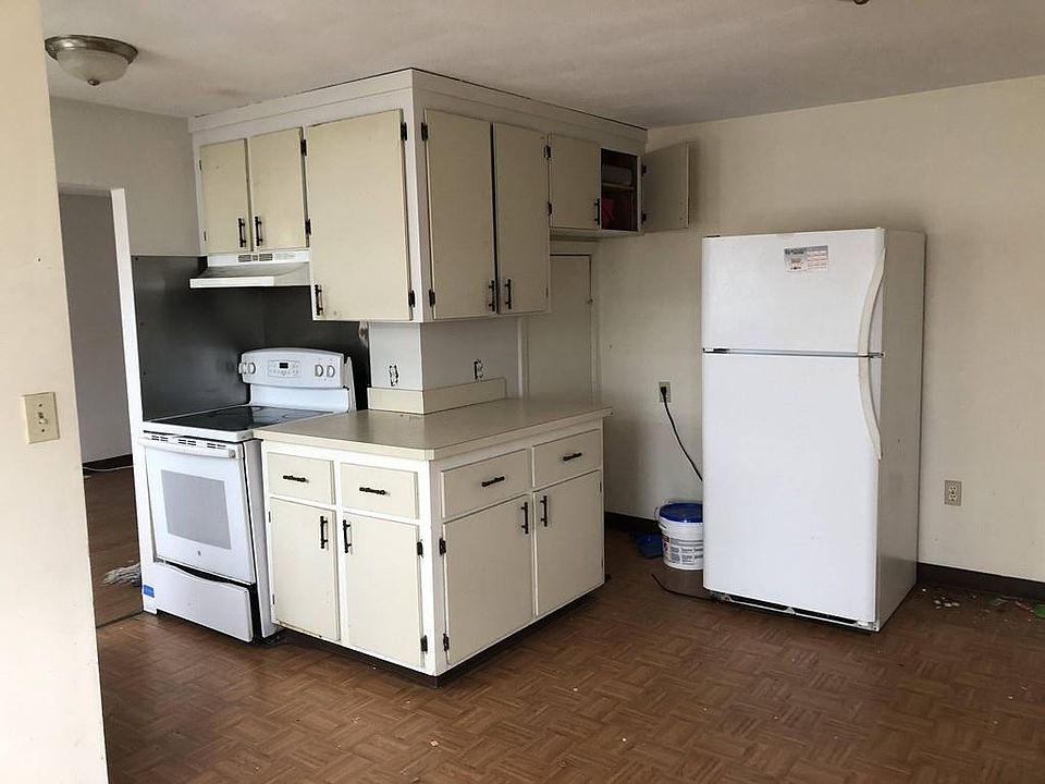 1st image of 57 Rogers Ave APT 3