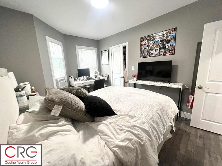 14 Vermont Ave #3 — Photo 22