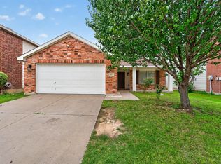 361 Blairwood Dr, Fort Worth, TX 76134