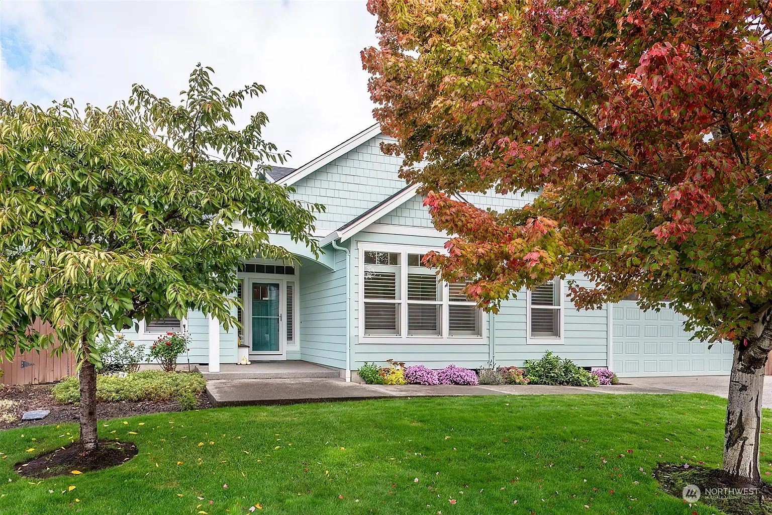 1775 clatsop Street photo 1