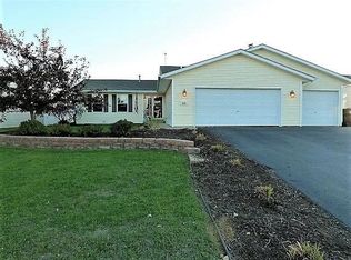 642 Cassandra Way, South Beloit, IL 61080