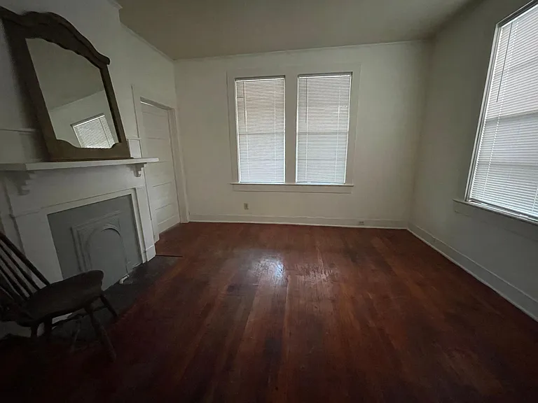 1713 Oleander St — Photo 6
