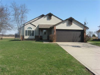 465 S Baldwin St, Bargersville, IN, 46106