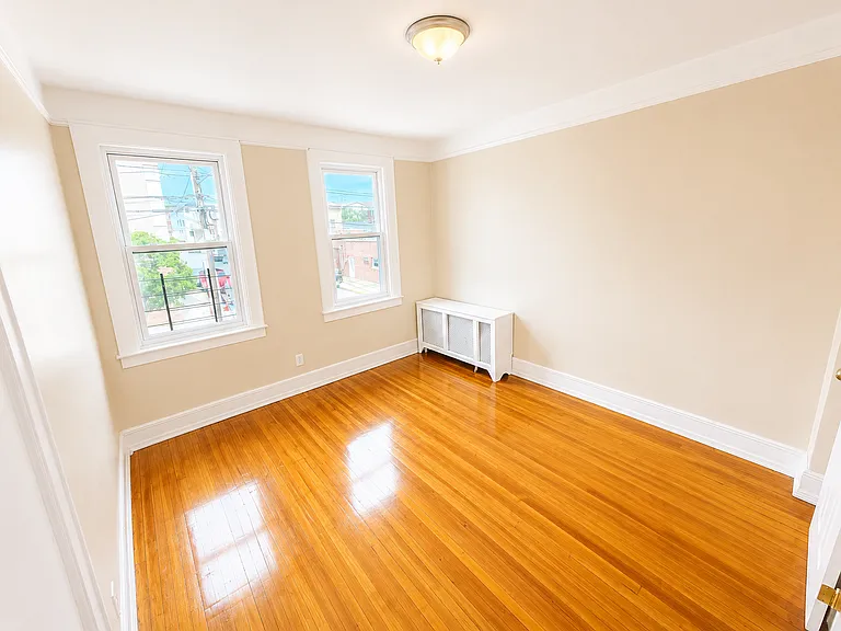 246 Walker St #3 — Photo 10