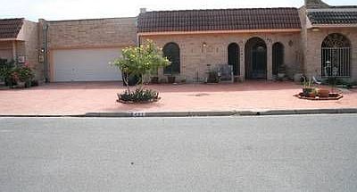 1st image of 421 Uvalde Ave