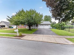 2694 Peggy St, Easton, PA 18045
