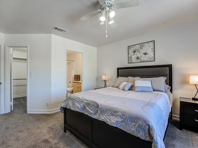 Eucalyptus Ridge - Military Housing — Photo 8