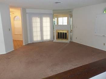 3rd image of 3073 Yankee Clipper Dr
