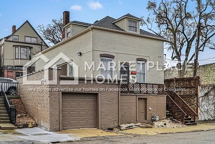 1391 Woodbridge St — Photo 4