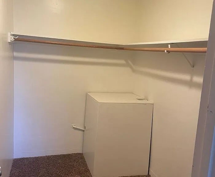 2034 Bath St #5 — Photo 9