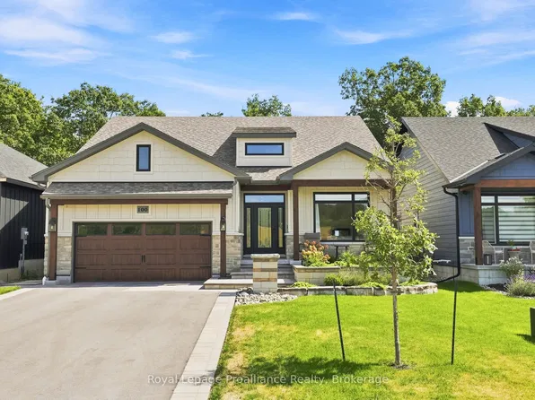100 Deerview Dr, Quinte West, ON K8V 0L8