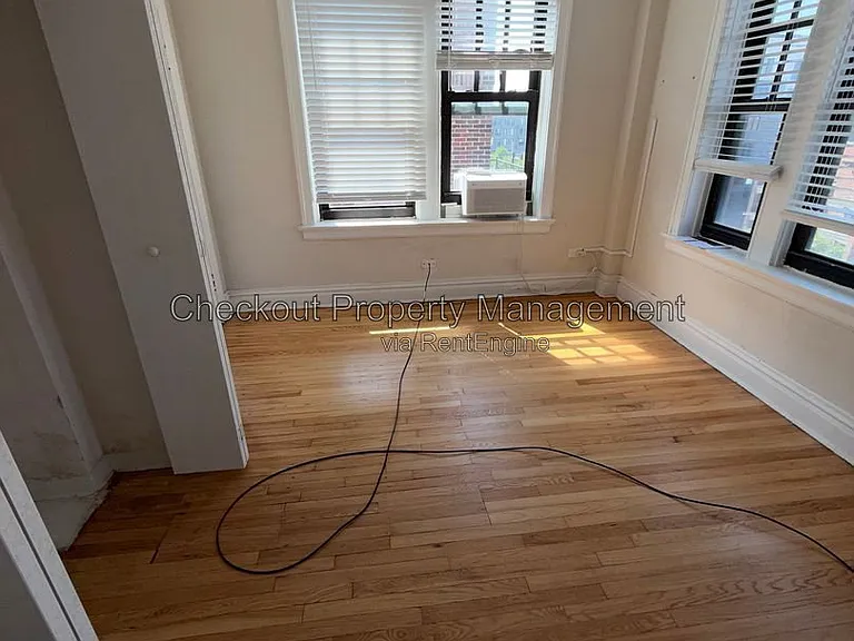 5616 Pershing Ave #52 — Photo 4