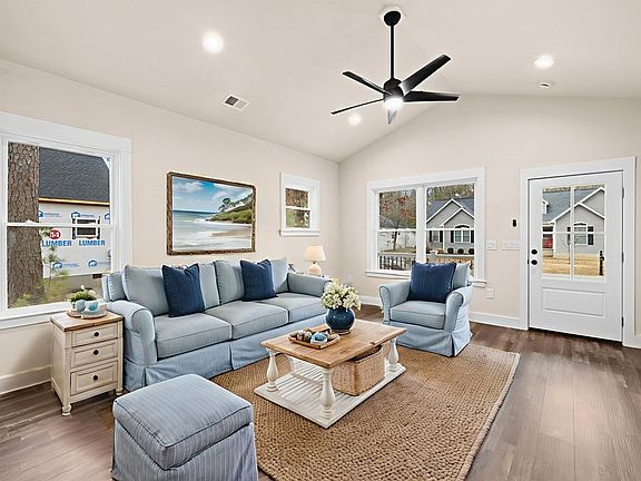 2nd image of 56 9th St