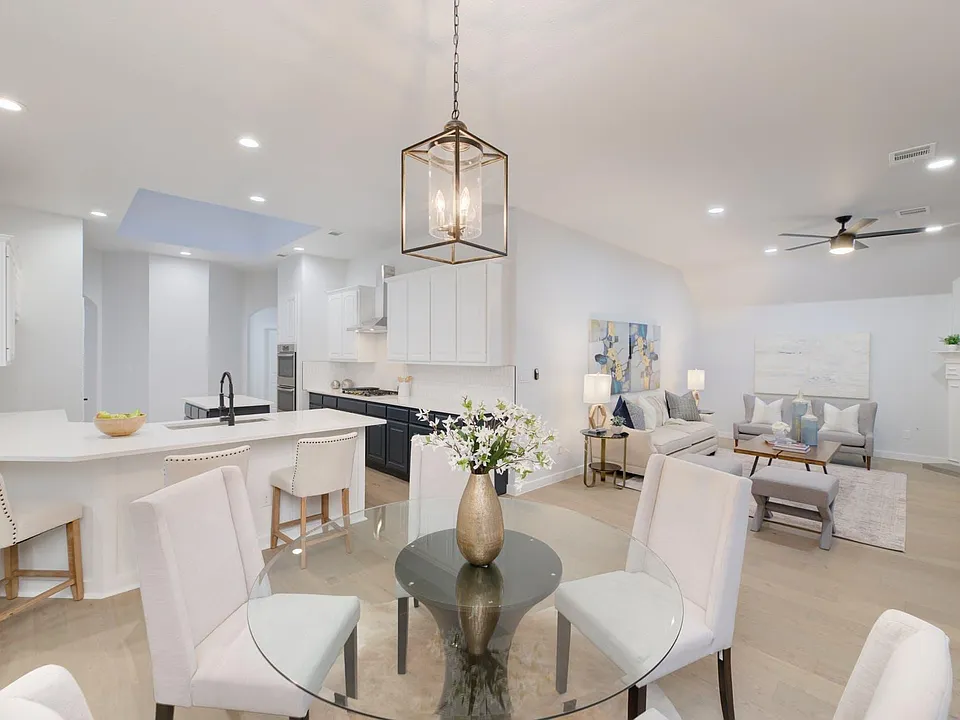 6600 Orchard Hill Dr