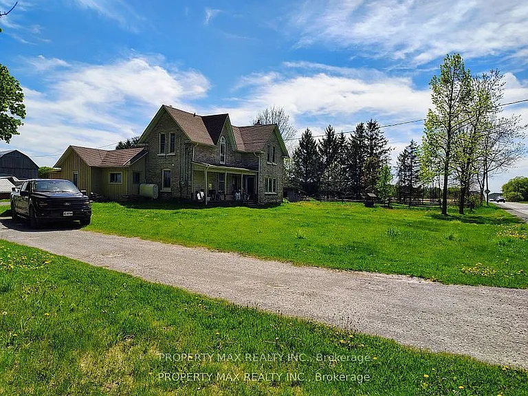 5363 Davis Dr — Photo 2