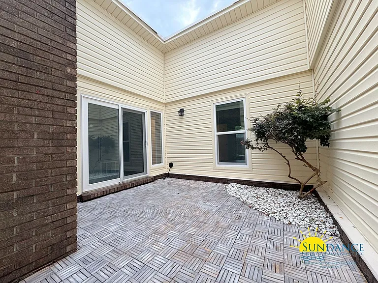 504 Sioux Cir — Photo 22
