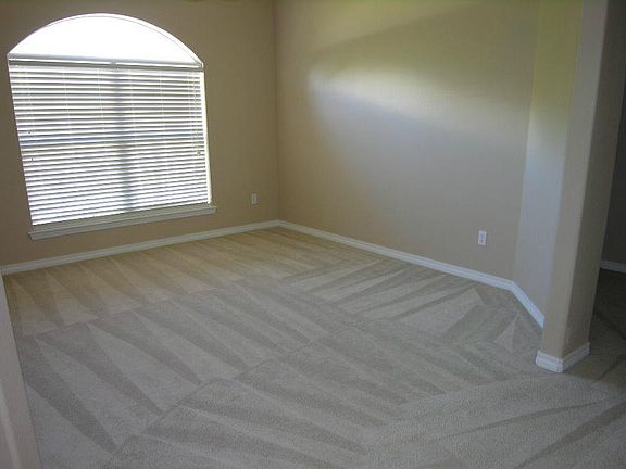 5th image of 2395 Sherwood Dr