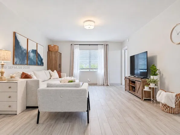 2426 SE 17th Cswy #103A, Fort Lauderdale, FL 33316