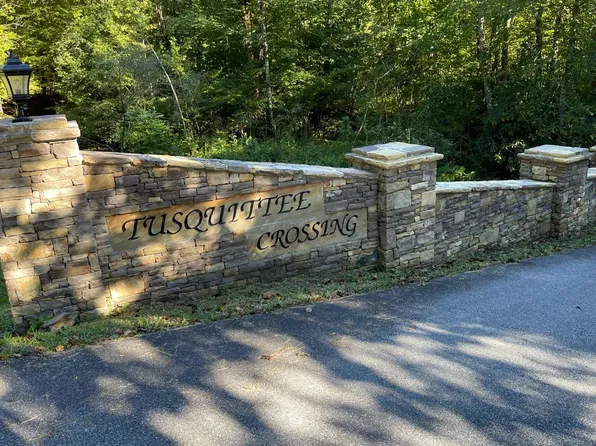 43 Tusquittee Xing, Hayesville, NC 28904