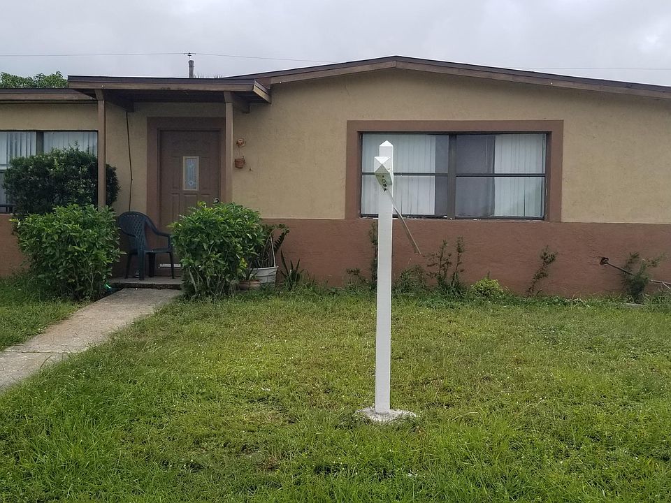 1st image of 905 Juanita Cir