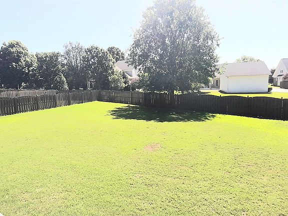 2nd image of 296 Old Overton Dr E