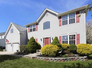 106 Amber Ct, Egg Harbor Township, NJ 08234