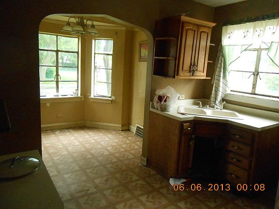 5th image of 151 W 142nd St