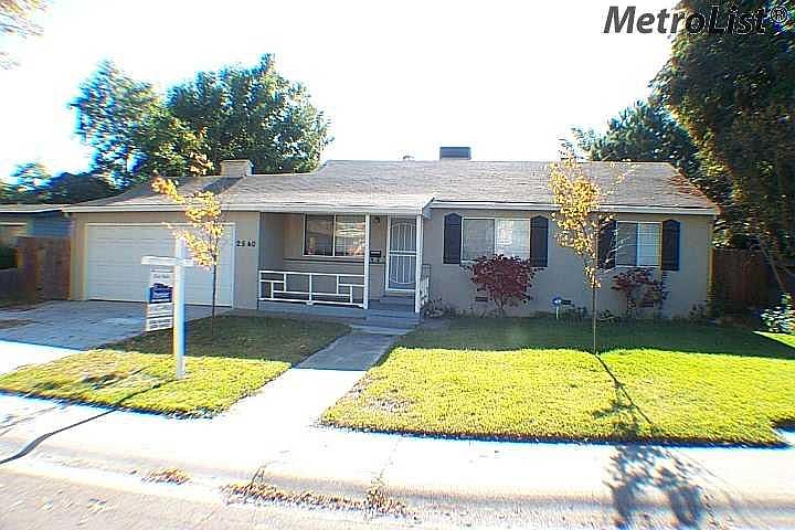 1st image of 2540 De Ovan Ave